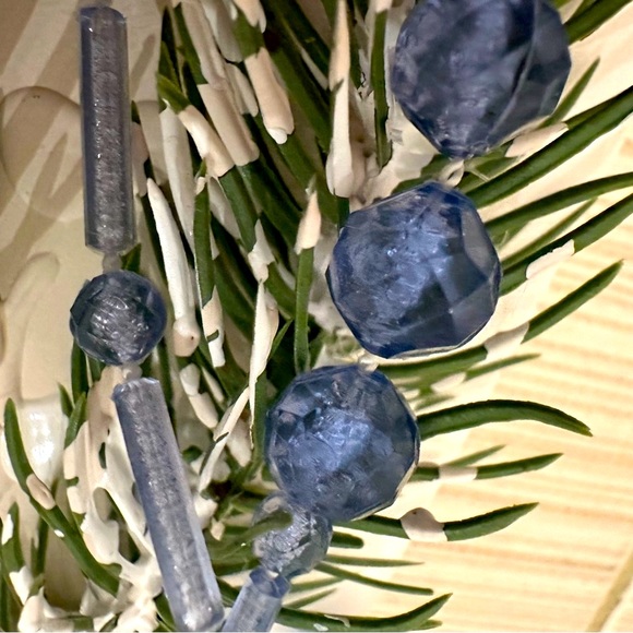 Christmas Garland - Picture 11 of 13